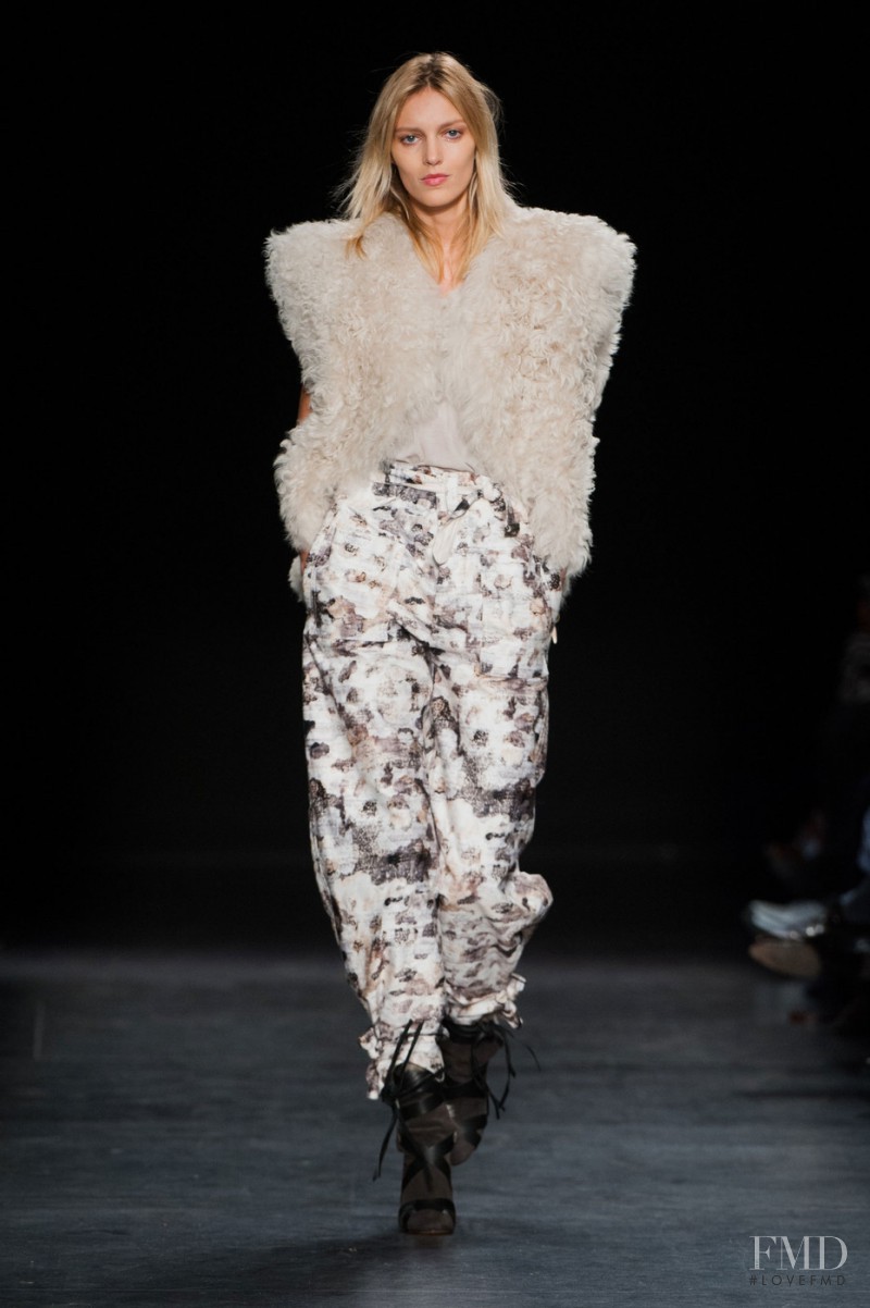 Anja Rubik featured in  the Isabel Marant fashion show for Autumn/Winter 2014