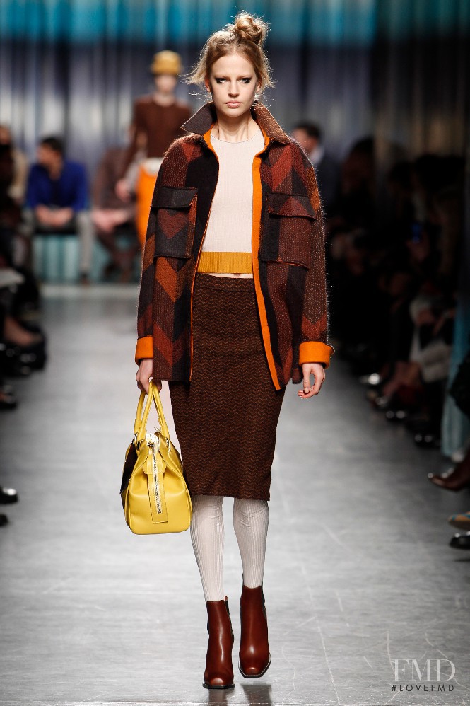 Elisabeth Erm featured in  the Missoni fashion show for Autumn/Winter 2014
