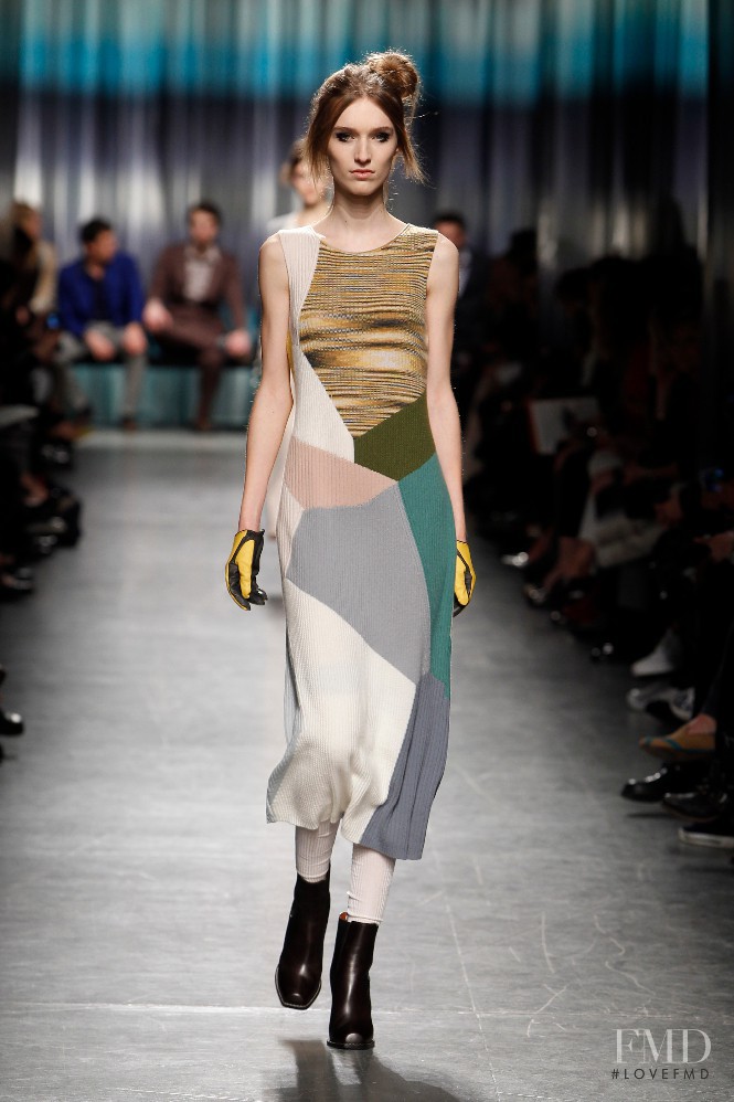 Stasha Yatchuk featured in  the Missoni fashion show for Autumn/Winter 2014