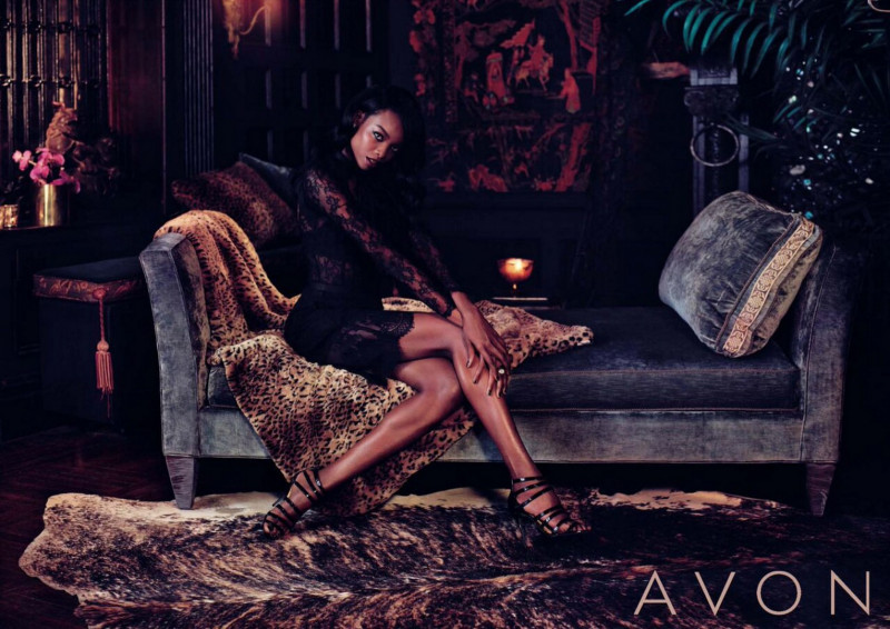 AVON advertisement for Autumn/Winter 2015