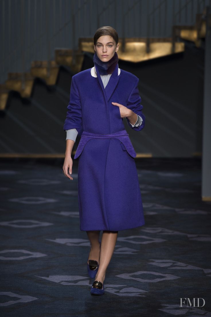 Samantha Gradoville featured in  the Tod\'s fashion show for Autumn/Winter 2014