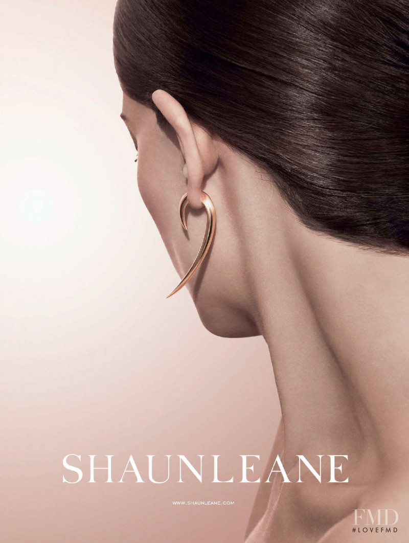 Shaun Leane advertisement for Spring/Summer 2015