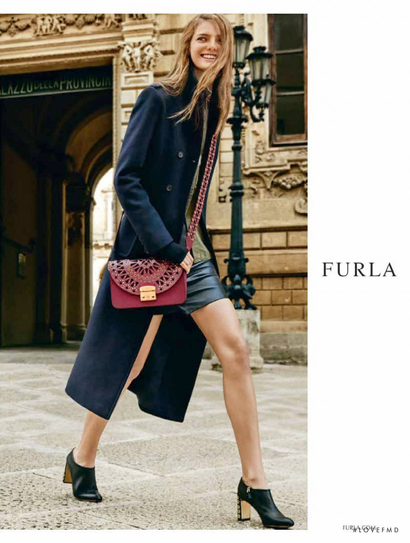 Furla advertisement for Autumn/Winter 2016