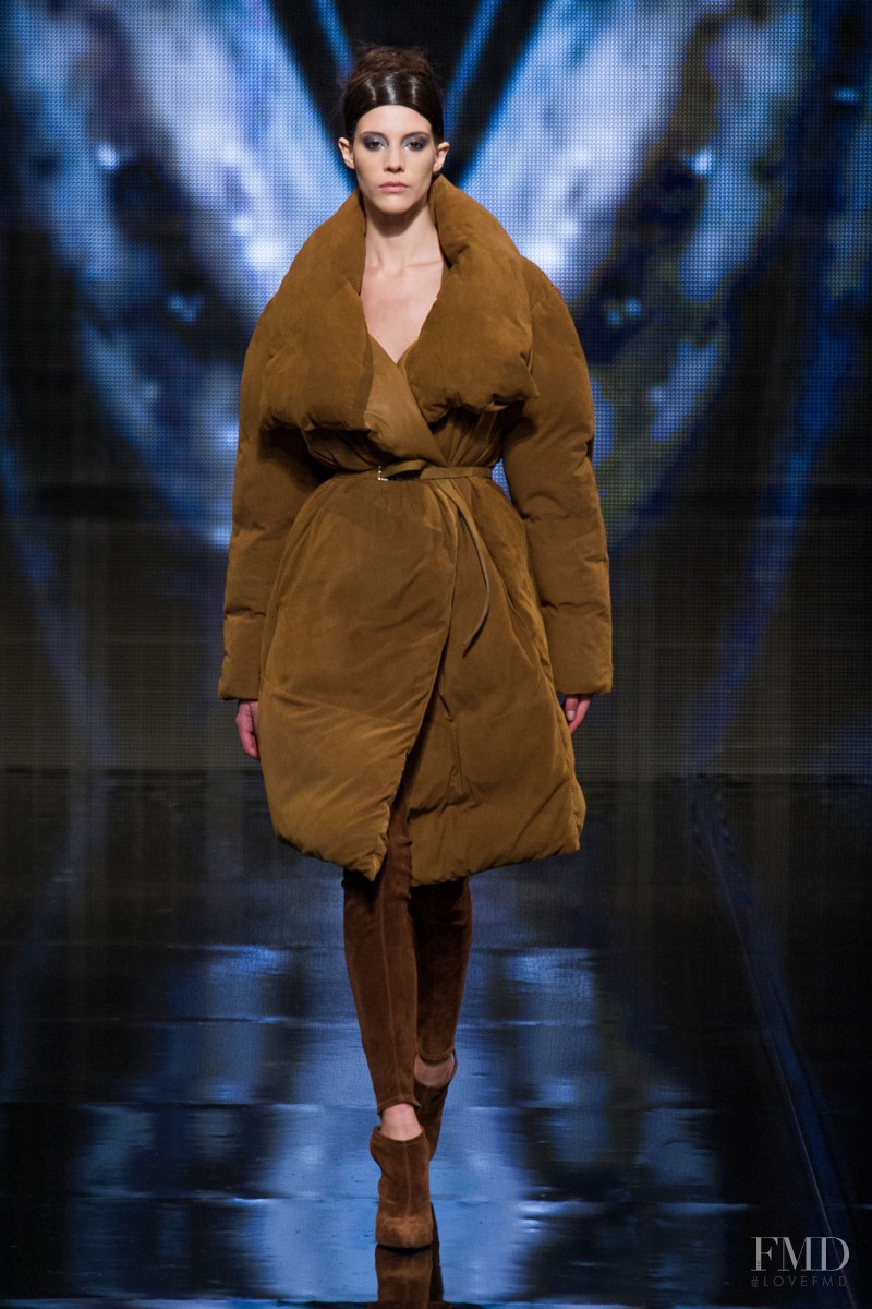Carla Ciffoni featured in  the Donna Karan New York fashion show for Autumn/Winter 2014