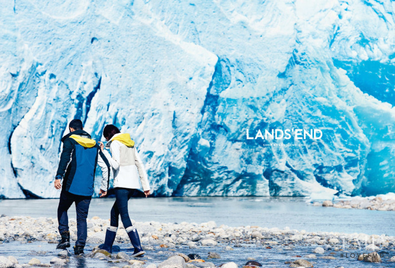 Lands\'End advertisement for Autumn/Winter 2015