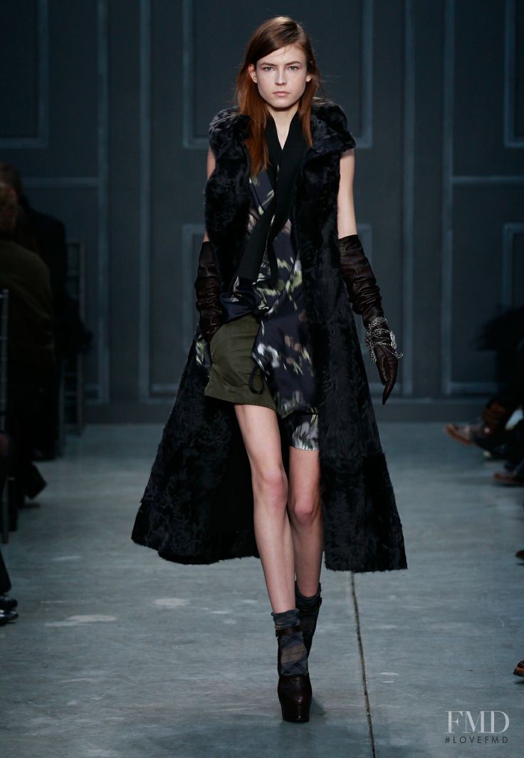 Yulia Serzhantova featured in  the Vera Wang fashion show for Autumn/Winter 2014