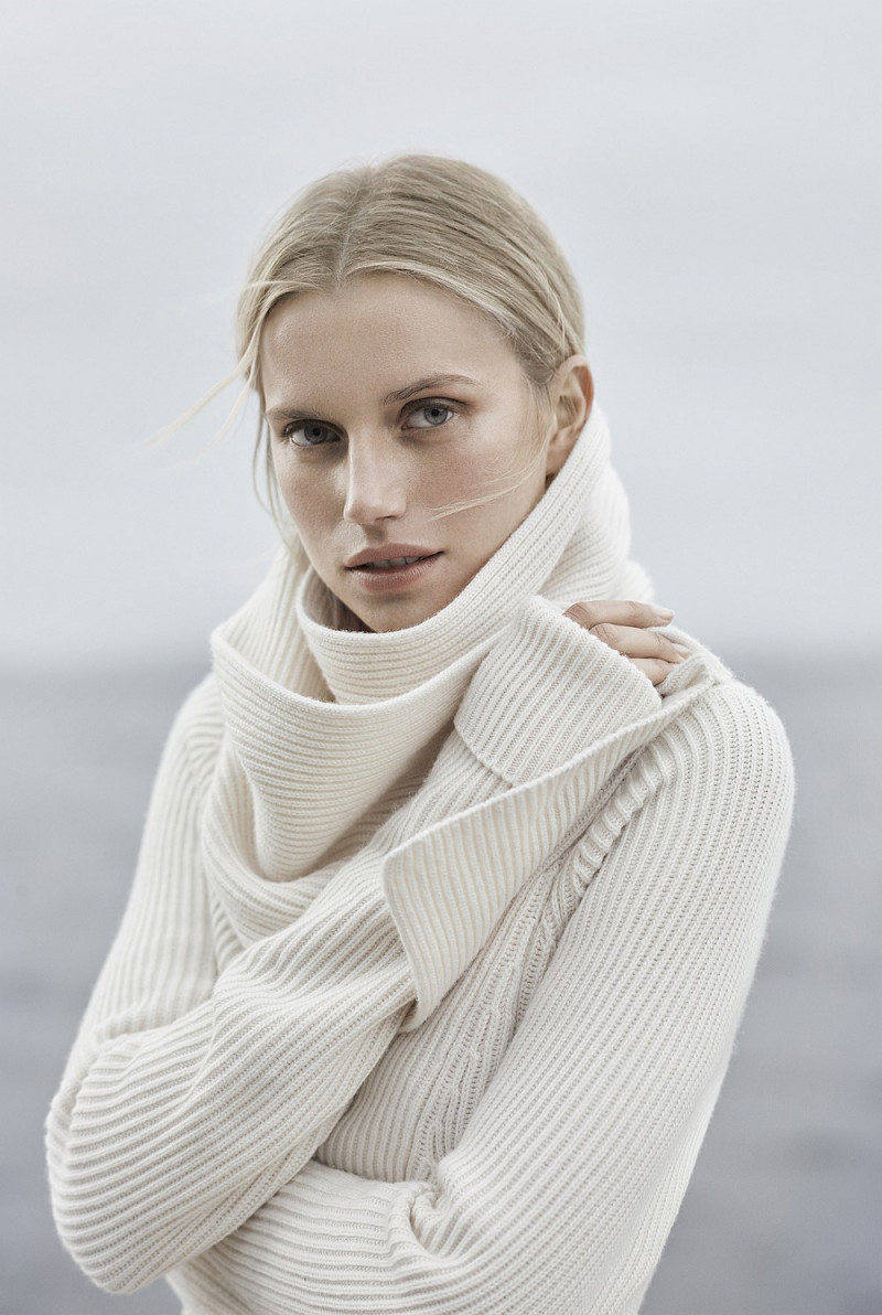 Cato van Ee featured in  the Country Road advertisement for Autumn/Winter 2015