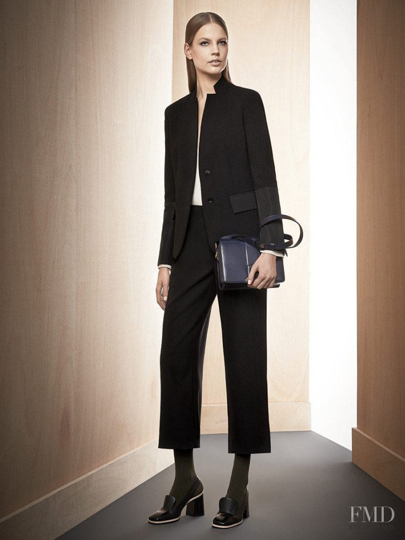 Elisabeth Erm featured in  the Max Mara fashion show for Pre-Fall 2014