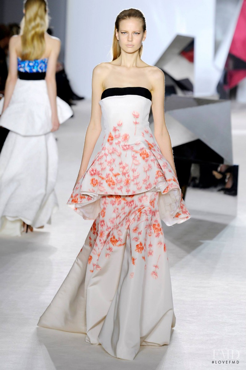 Elisabeth Erm featured in  the Giambattista Valli Haute Couture fashion show for Spring/Summer 2014