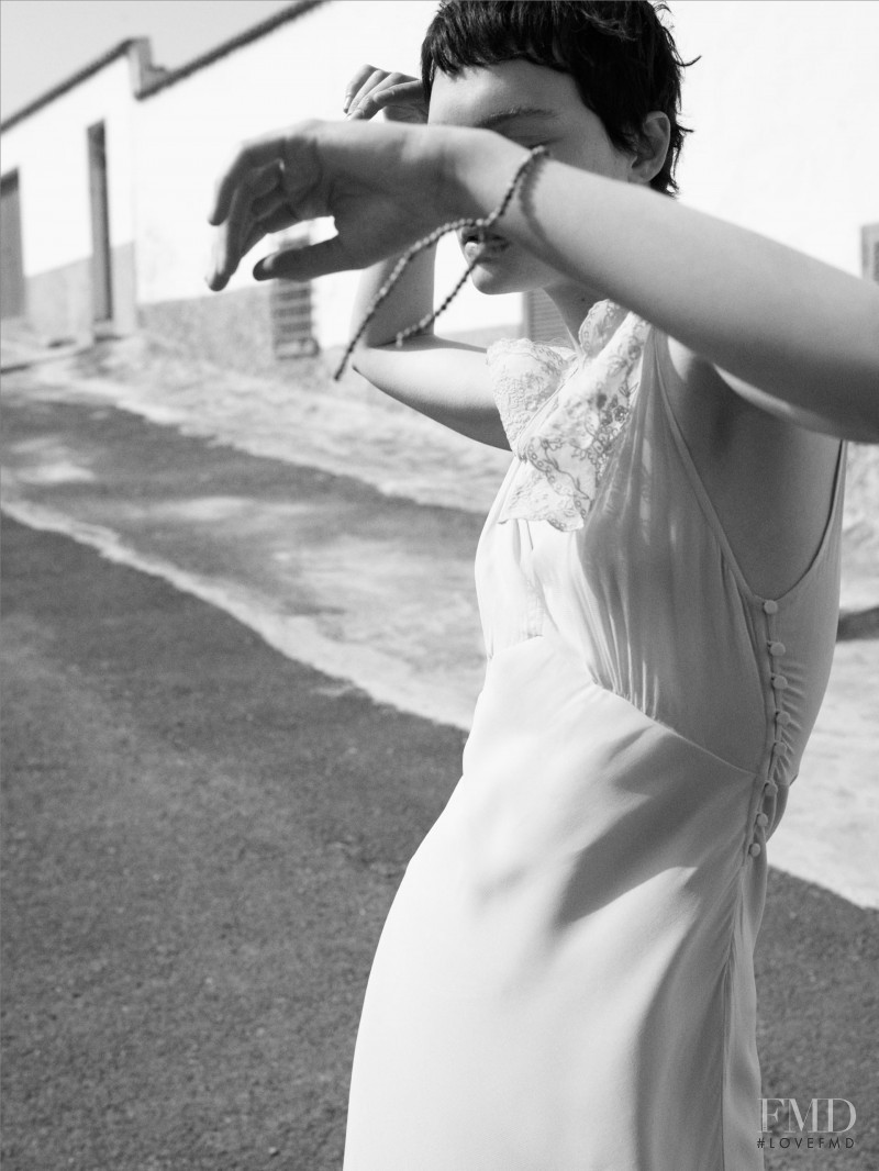 Fran Summers featured in  the Zara Bonsoir \'L\'Ete Bridal Collection advertisement for Spring/Summer 2022