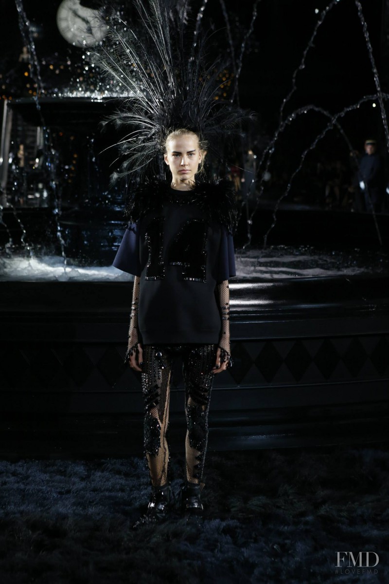 Elisabeth Erm featured in  the Louis Vuitton fashion show for Spring/Summer 2014