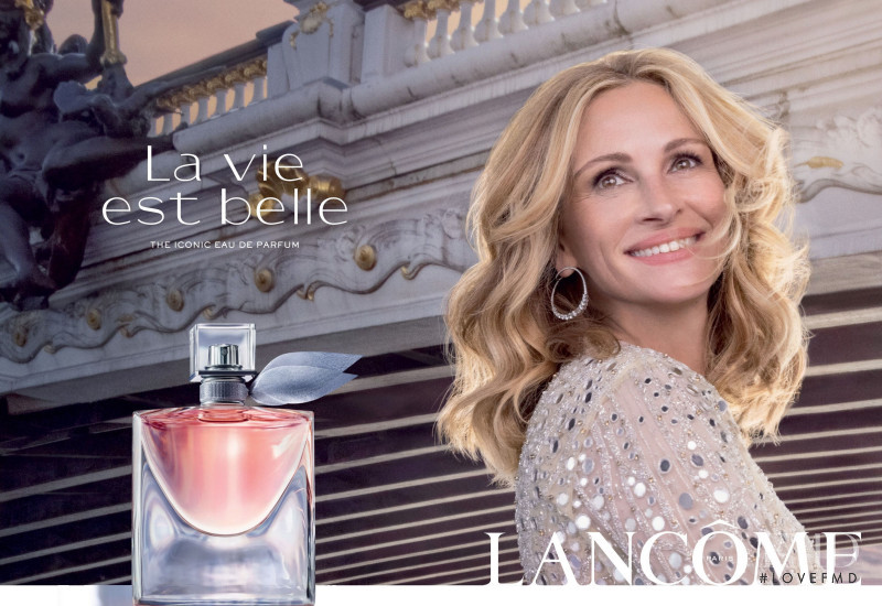 Lancome La vie est belle Parfum advertisement for Spring/Summer 2022