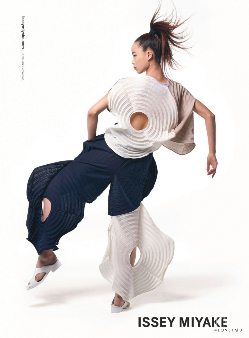 Issey Miyake advertisement for Spring/Summer 2022