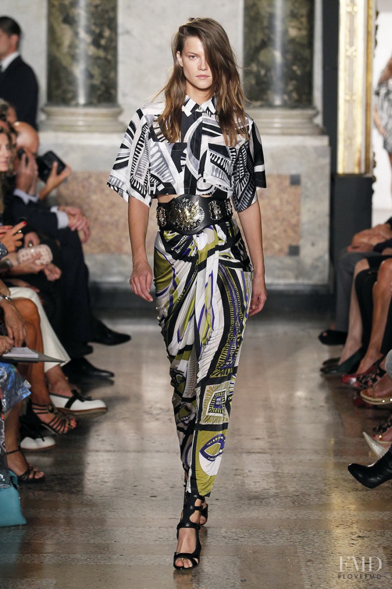 Kasia Struss featured in  the Pucci fashion show for Spring/Summer 2014