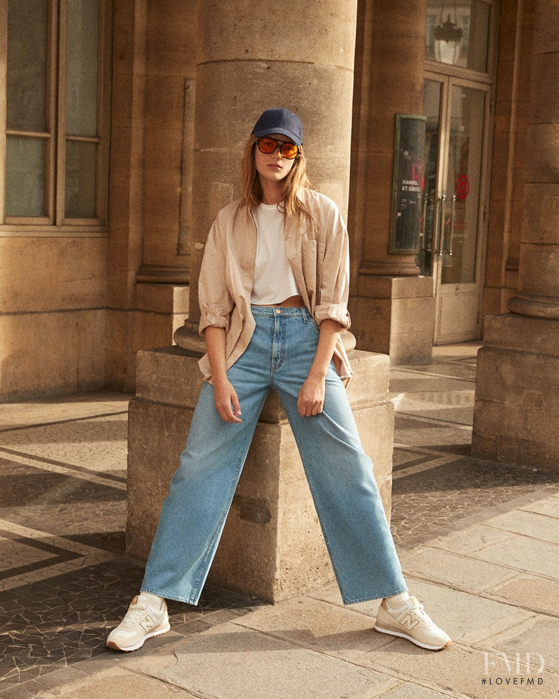 Esther Heesch featured in  the Mother Denim advertisement for Spring/Summer 2022