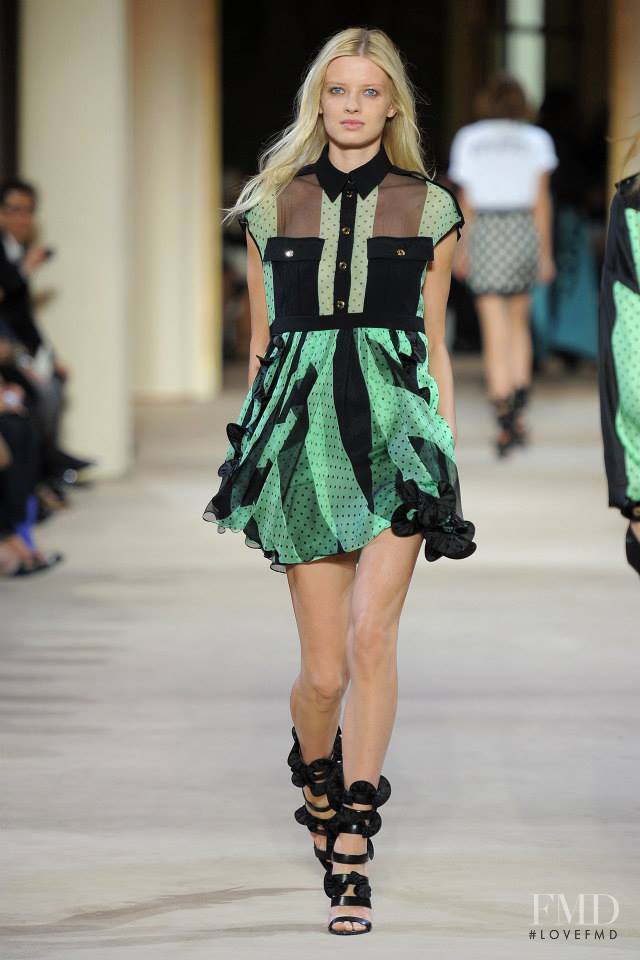 Natalia Siodmiak featured in  the Emanuel Ungaro fashion show for Spring/Summer 2014