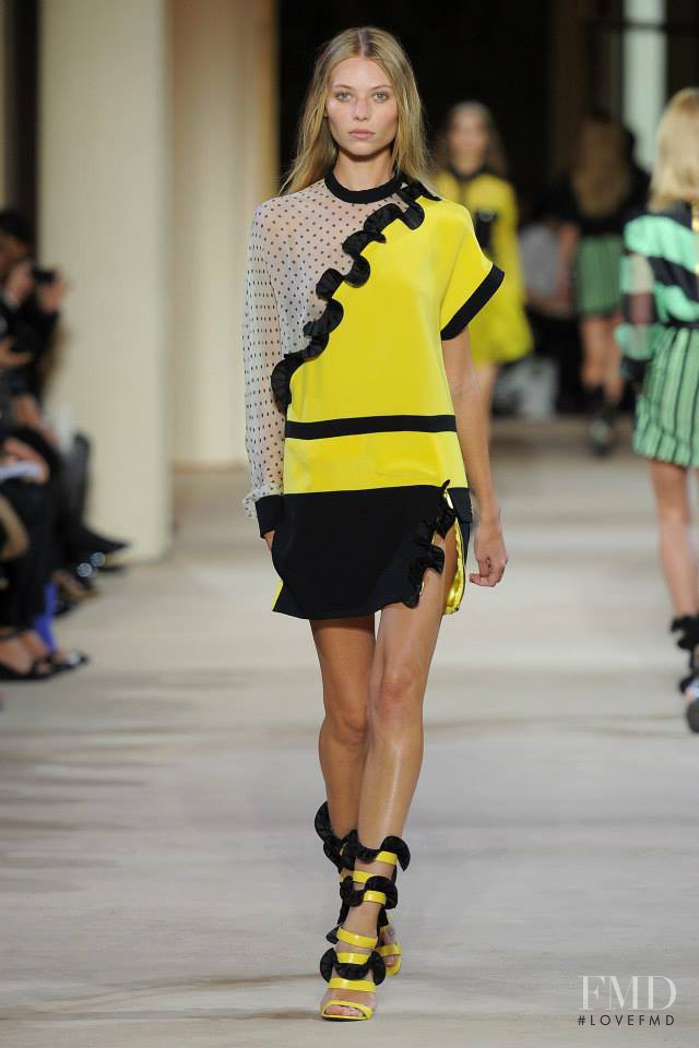 Vika Falileeva featured in  the Emanuel Ungaro fashion show for Spring/Summer 2014