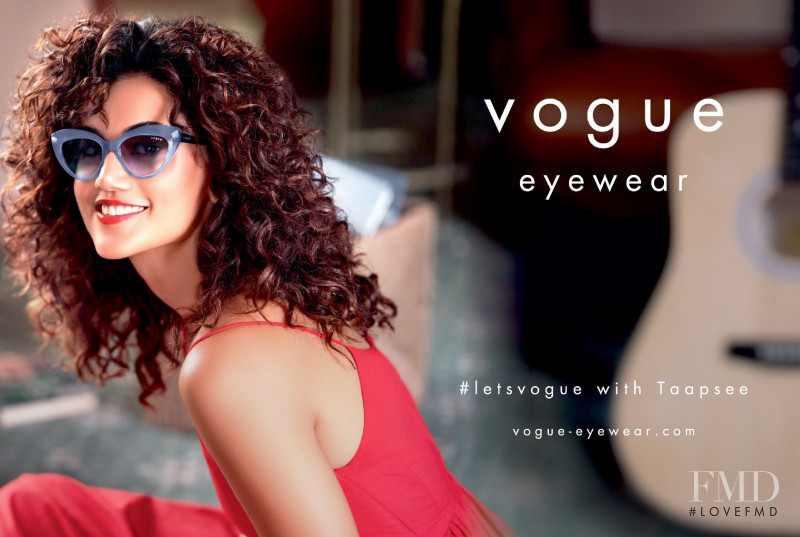 Vogue Eyewear advertisement for Spring/Summer 2022