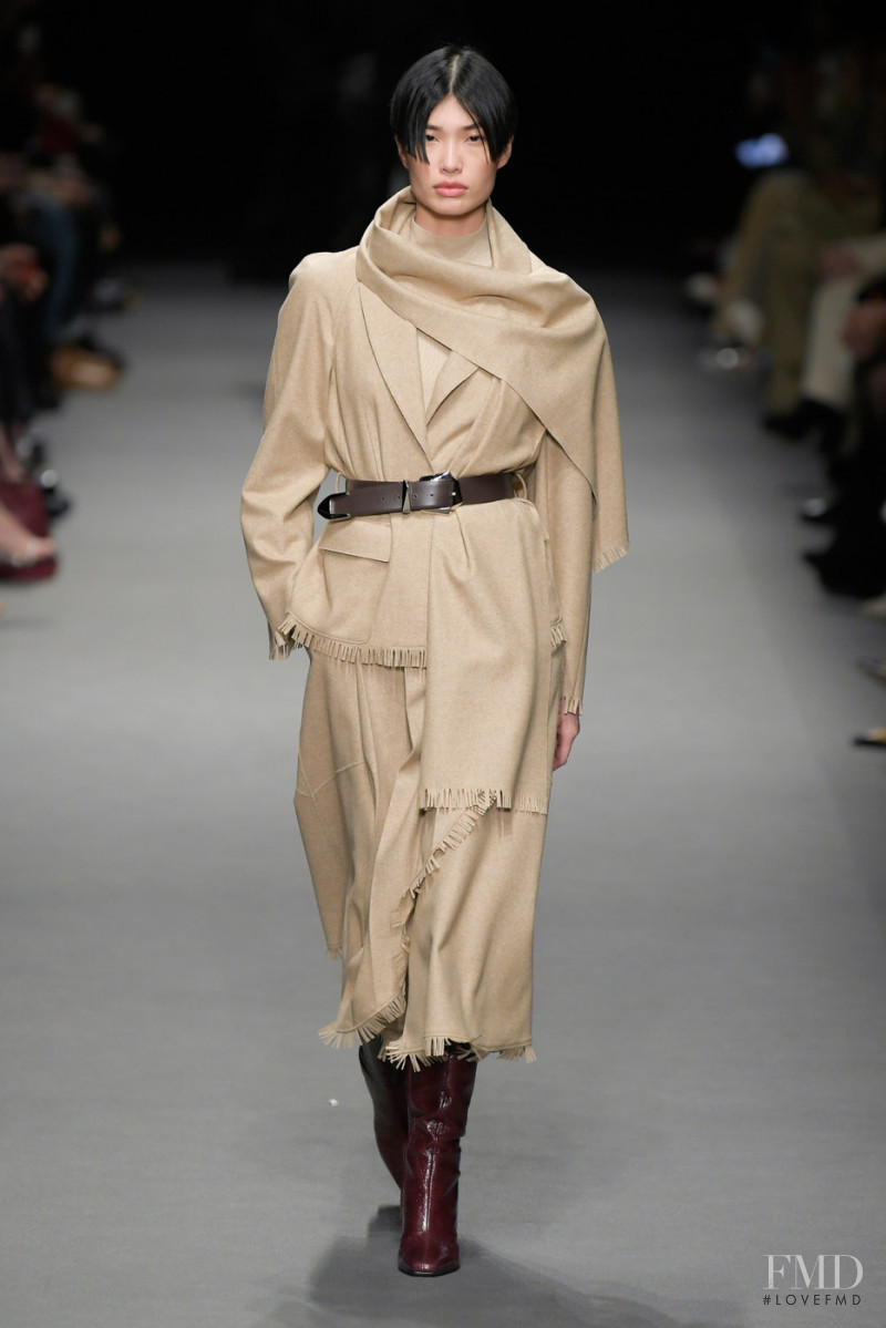 Alberta Ferretti fashion show for Autumn/Winter 2022