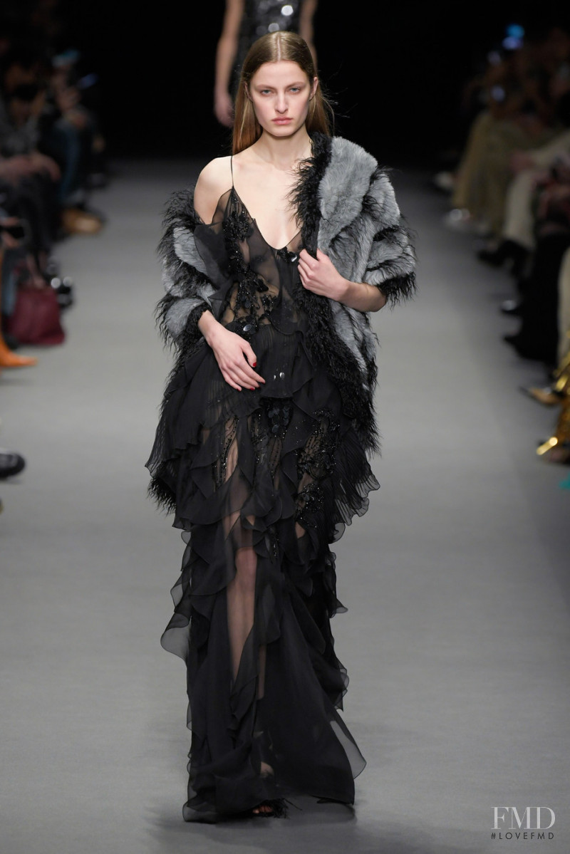 Felice Noordhoff featured in  the Alberta Ferretti fashion show for Autumn/Winter 2022