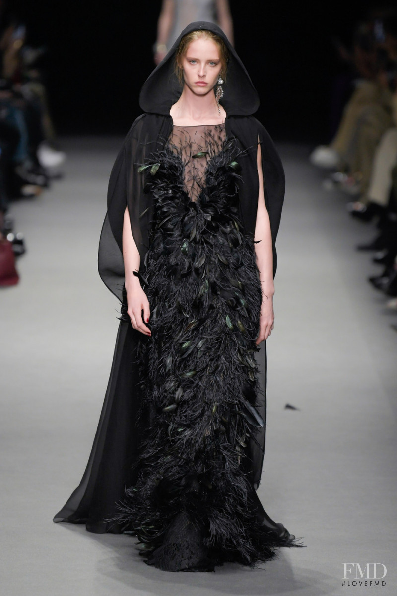 Abby Champion featured in  the Alberta Ferretti fashion show for Autumn/Winter 2022