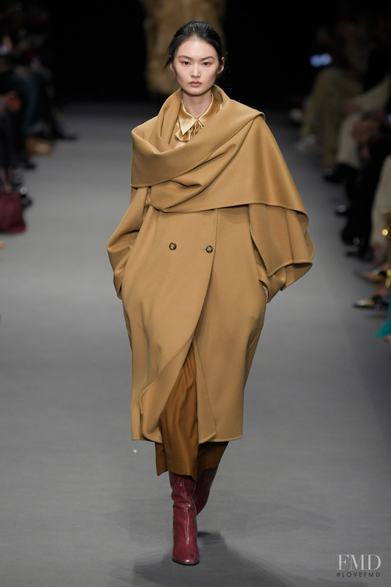 Cong He featured in  the Alberta Ferretti fashion show for Autumn/Winter 2022