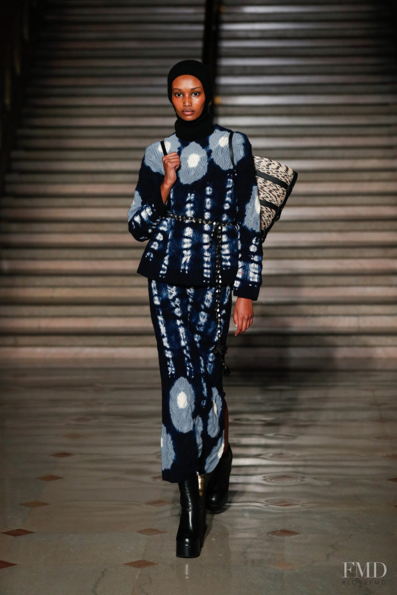 Ugbad Abdi featured in  the Altuzarra fashion show for Autumn/Winter 2022