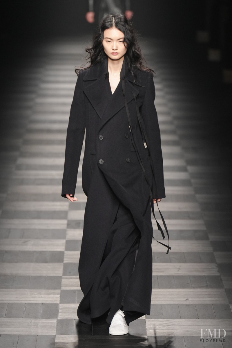 Ann Demeulemeester fashion show for Autumn/Winter 2022