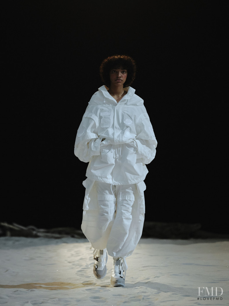 Anrealage fashion show for Autumn/Winter 2022