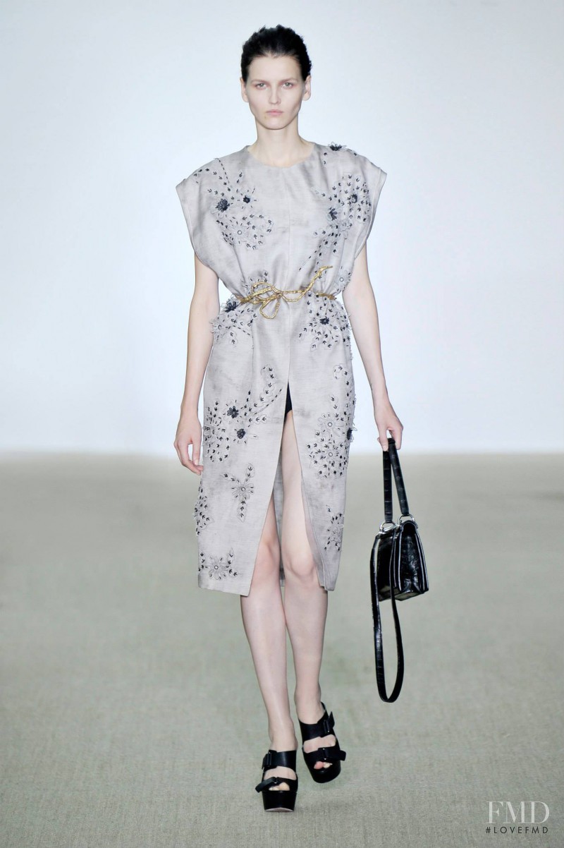 Katlin Aas featured in  the Giambattista Valli fashion show for Spring/Summer 2014