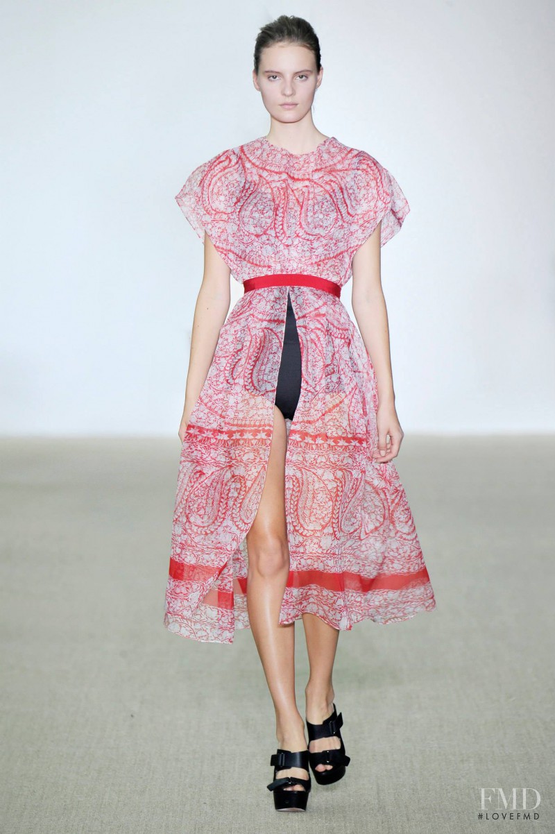 Tilda Lindstam featured in  the Giambattista Valli fashion show for Spring/Summer 2014