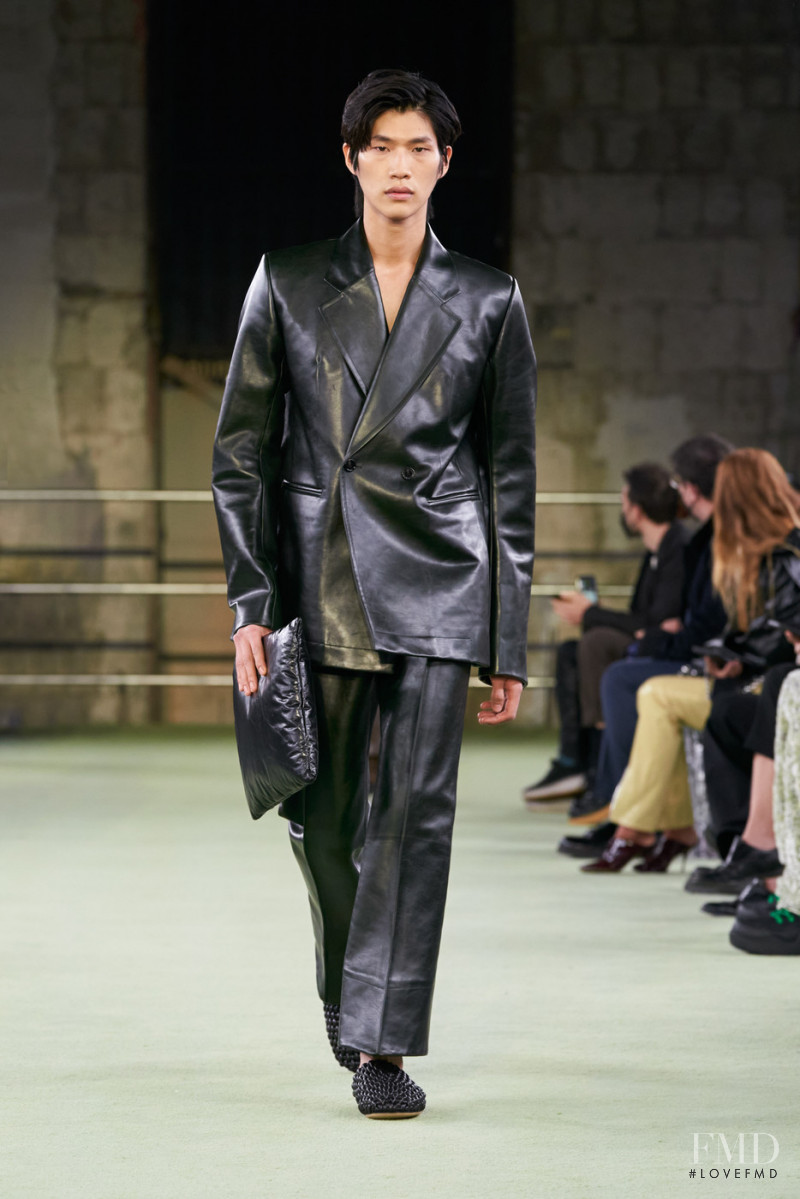 Sanggun Lee featured in  the Bottega Veneta fashion show for Autumn/Winter 2022