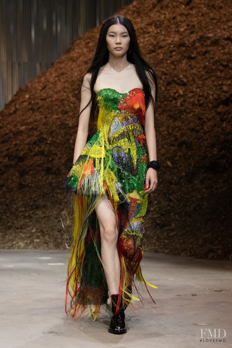 Alexander McQueen fashion show for Autumn/Winter 2022