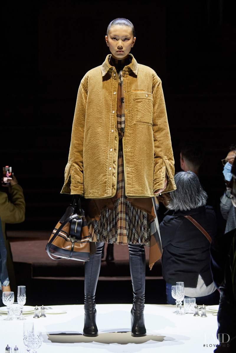 Burberry fashion show for Autumn/Winter 2022