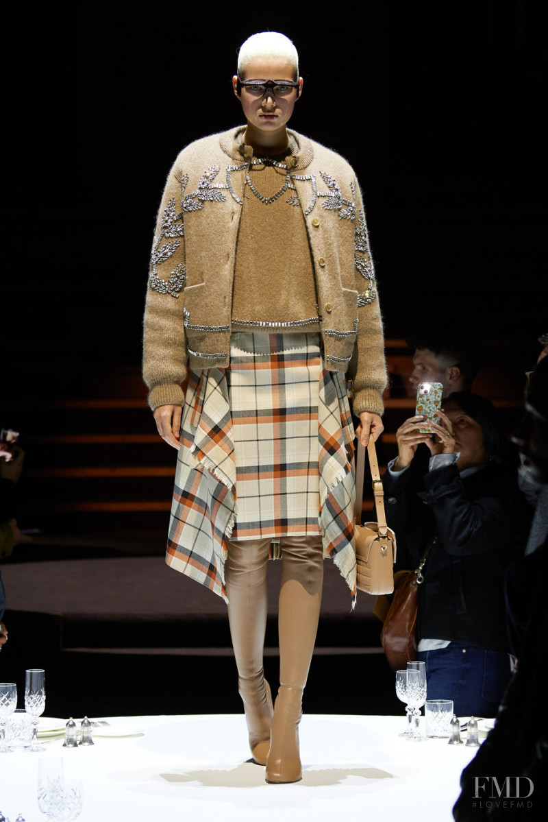 Paula Rudevica featured in  the Burberry fashion show for Autumn/Winter 2022