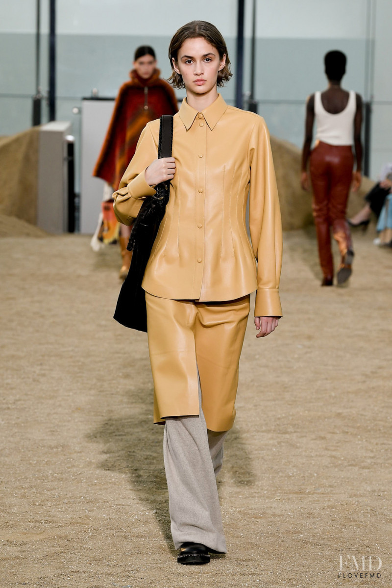 Quinn Elin Mora featured in  the Chloe fashion show for Autumn/Winter 2022