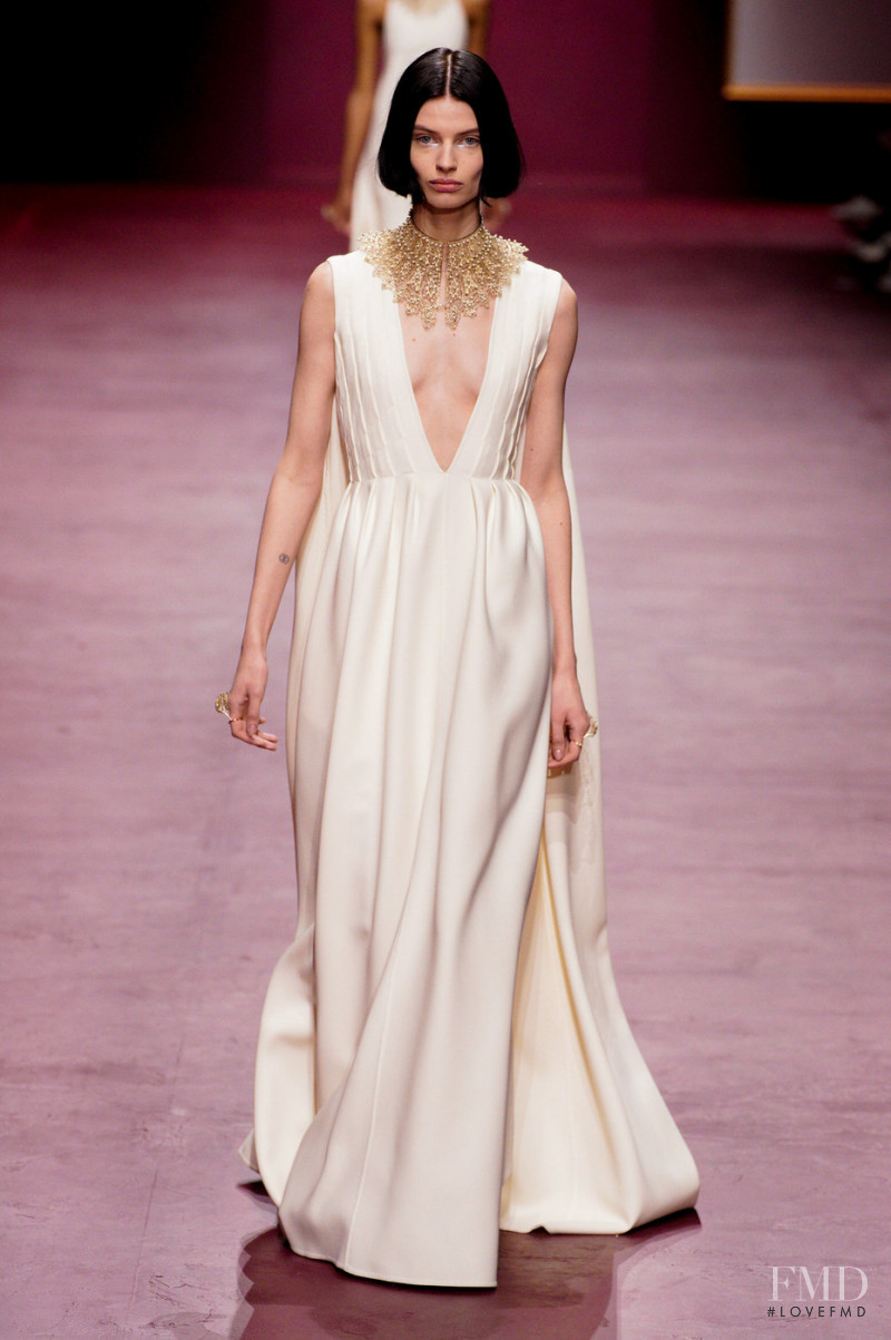 Mila van Eeten featured in  the Christian Dior fashion show for Autumn/Winter 2022