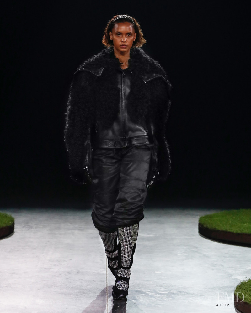 David Koma fashion show for Autumn/Winter 2022