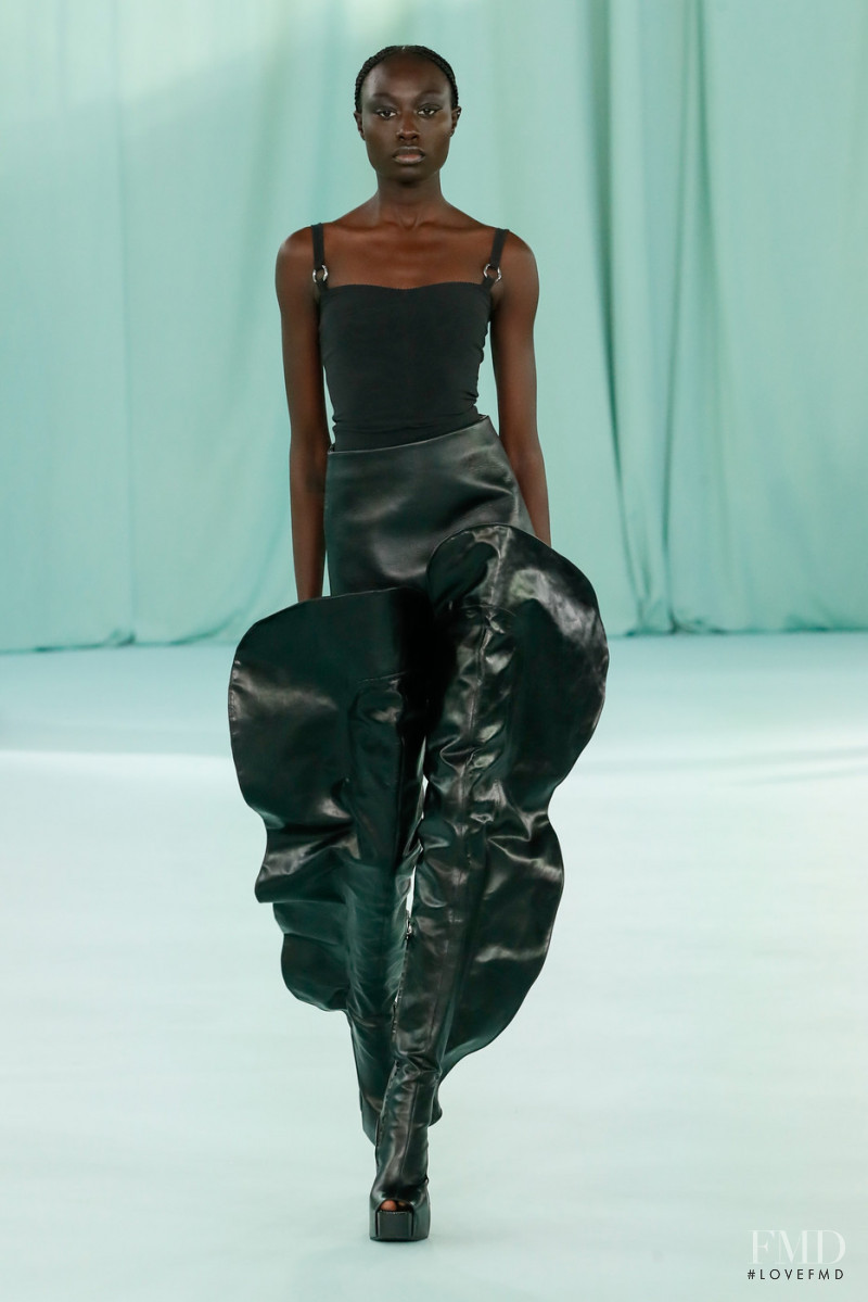 Nyagua Ruea featured in  the Del Core fashion show for Autumn/Winter 2022
