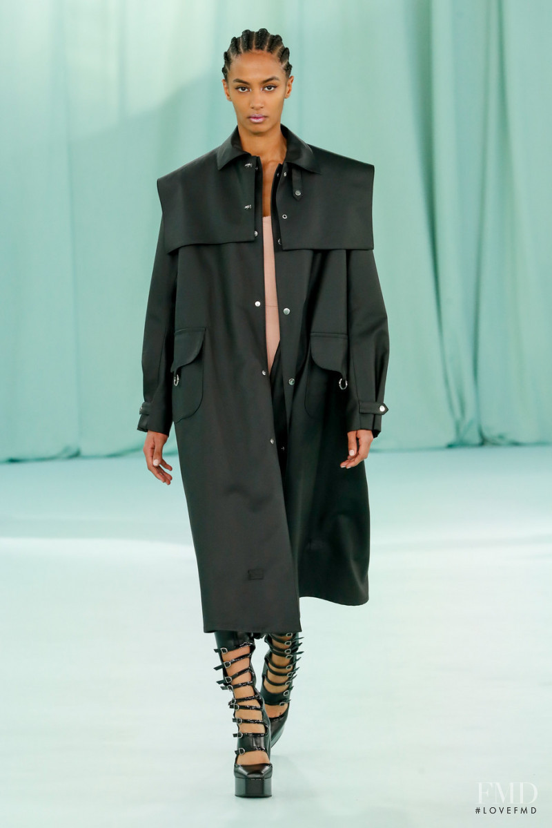 Sacha Quenby featured in  the Del Core fashion show for Autumn/Winter 2022