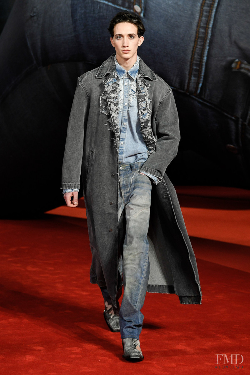 Diesel fashion show for Autumn/Winter 2022