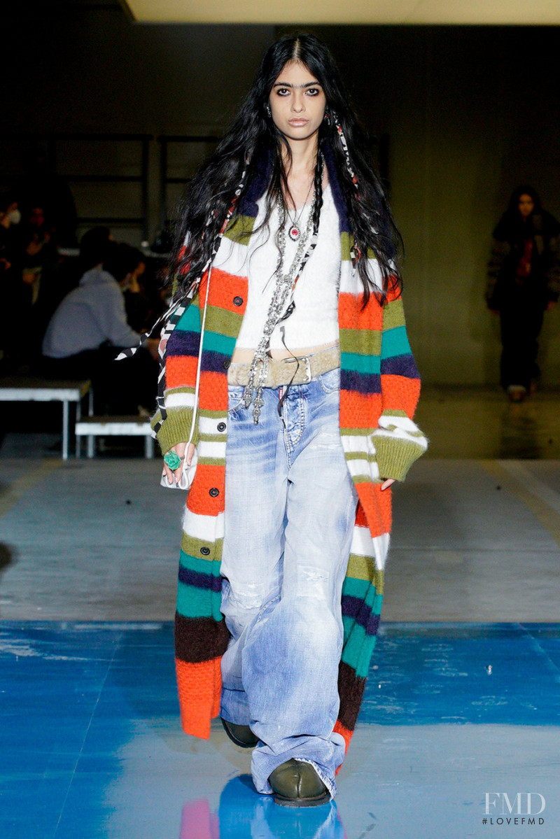 Mariana Arias featured in  the DSquared2 fashion show for Autumn/Winter 2022