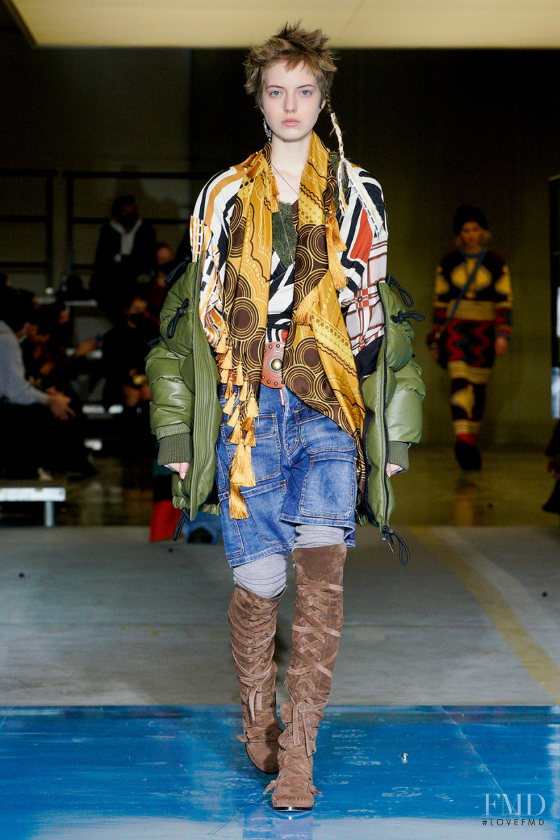 Sylwia Kuta featured in  the DSquared2 fashion show for Autumn/Winter 2022