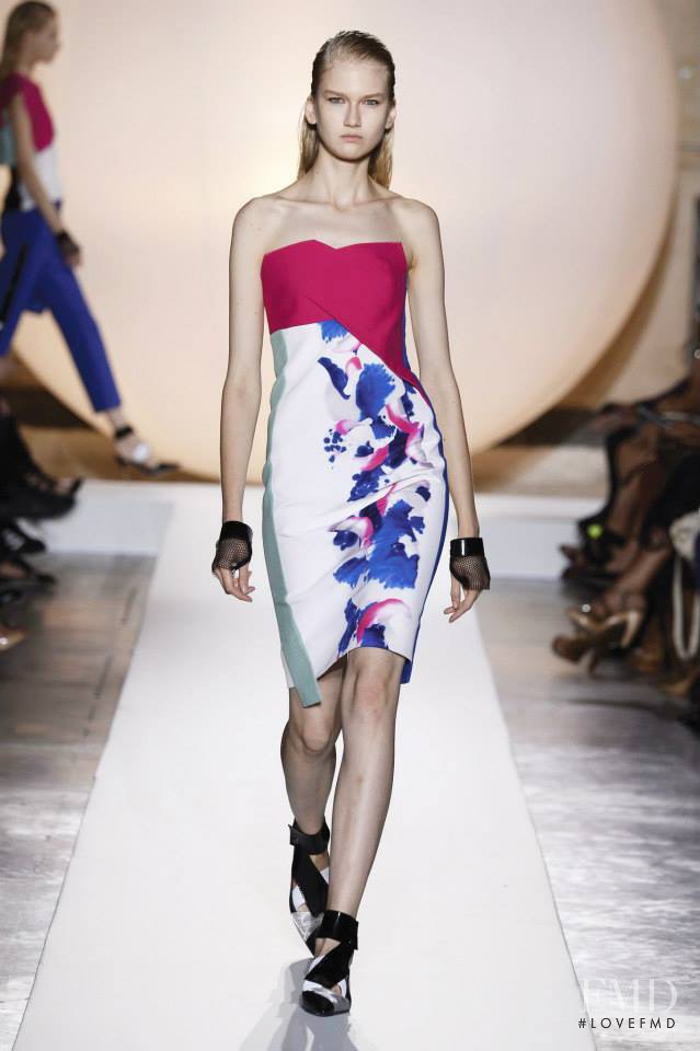 Anna Martynova featured in  the Roland Mouret fashion show for Spring/Summer 2014