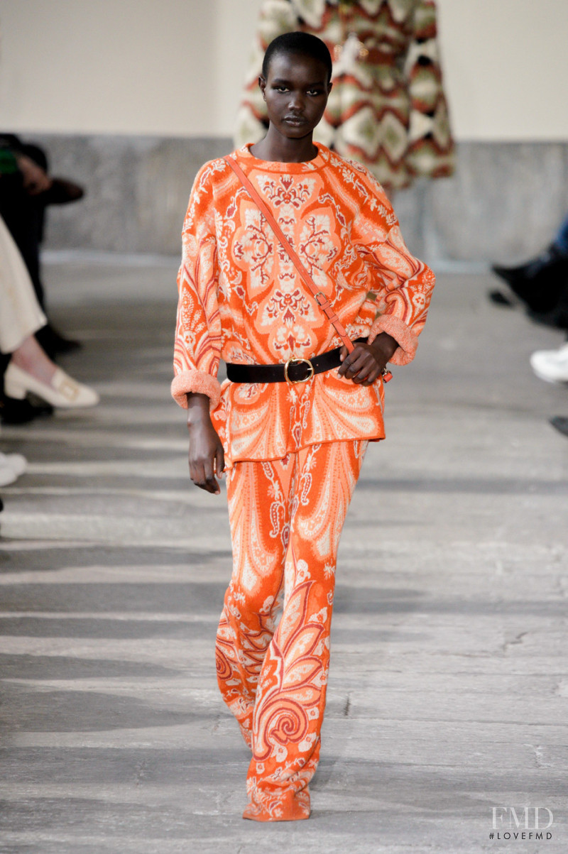 Akon Changkou featured in  the Etro fashion show for Autumn/Winter 2022