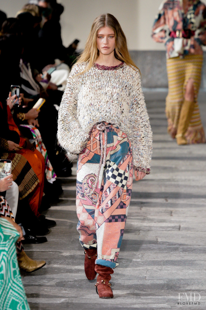Mariam de Vinzelle featured in  the Etro fashion show for Autumn/Winter 2022