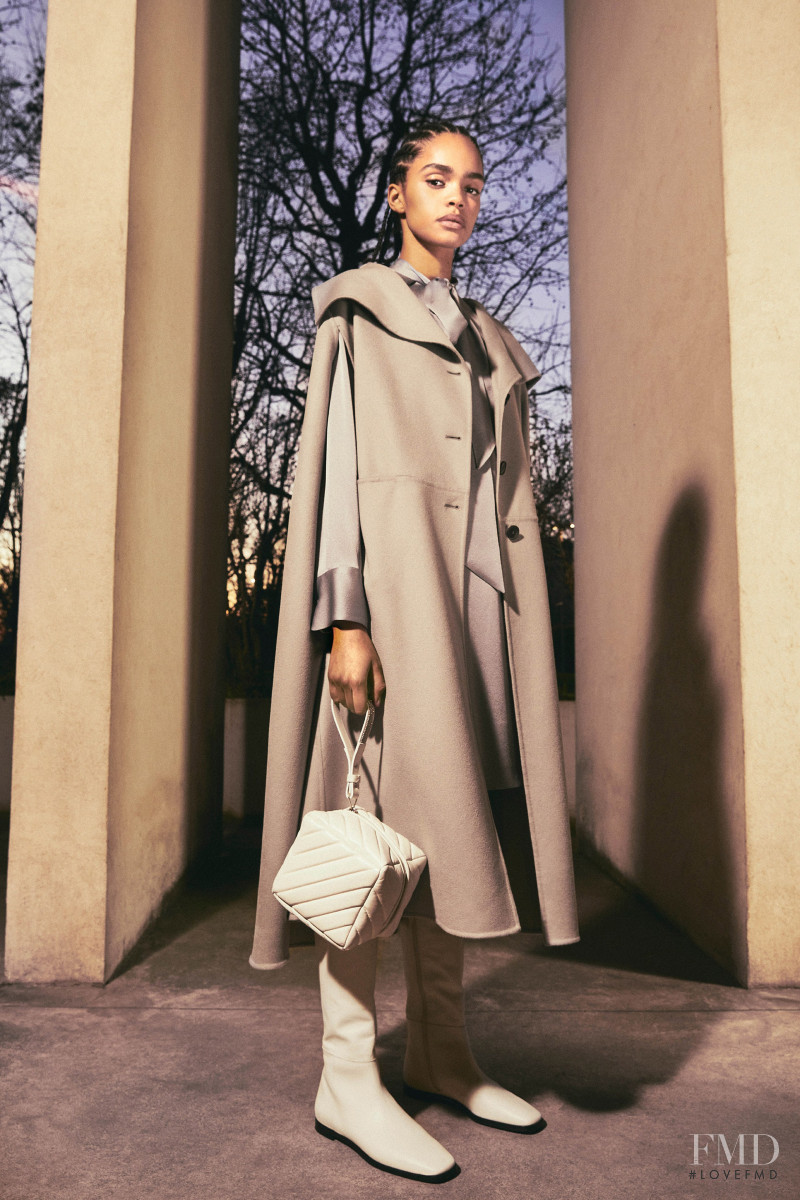 Fabiana Filippi fashion show for Autumn/Winter 2022