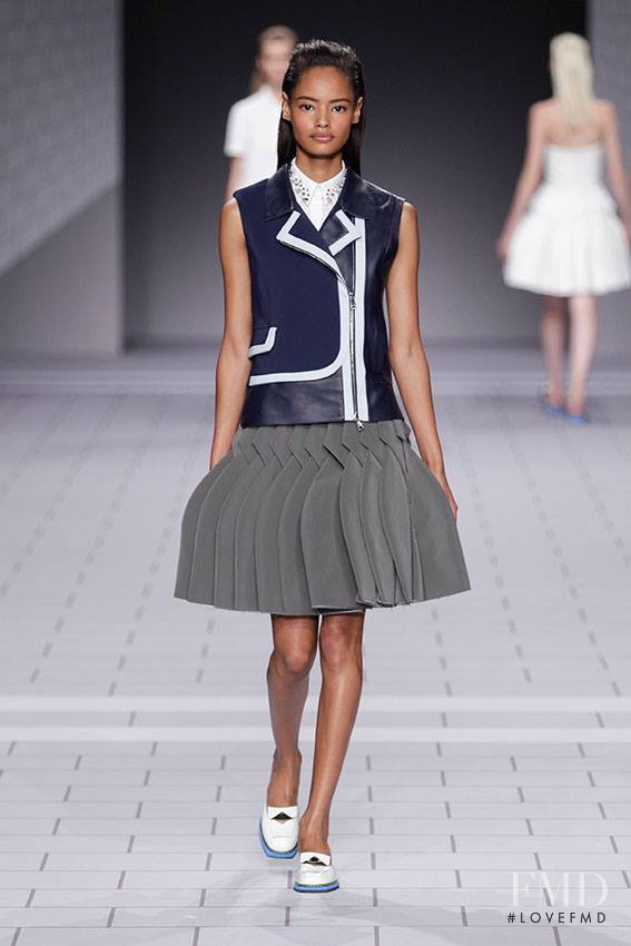 Malaika Firth featured in  the Viktor & Rolf fashion show for Spring/Summer 2014