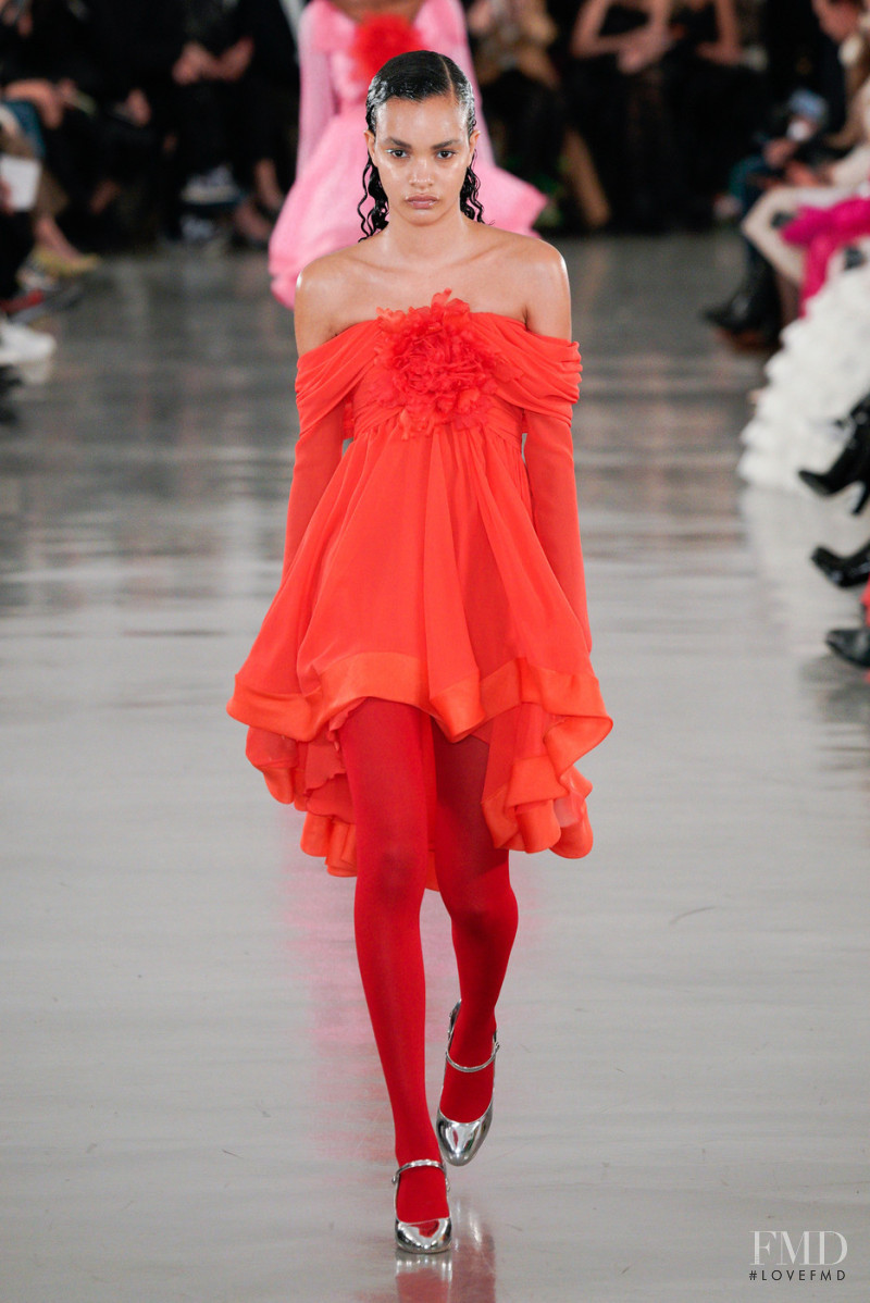 Giambattista Valli fashion show for Autumn/Winter 2022