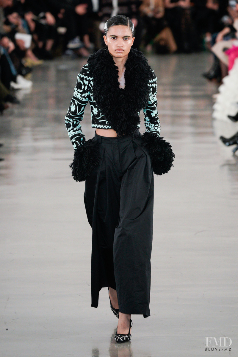 Giambattista Valli fashion show for Autumn/Winter 2022